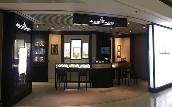 积家手表夜光需要吸光多久（图）